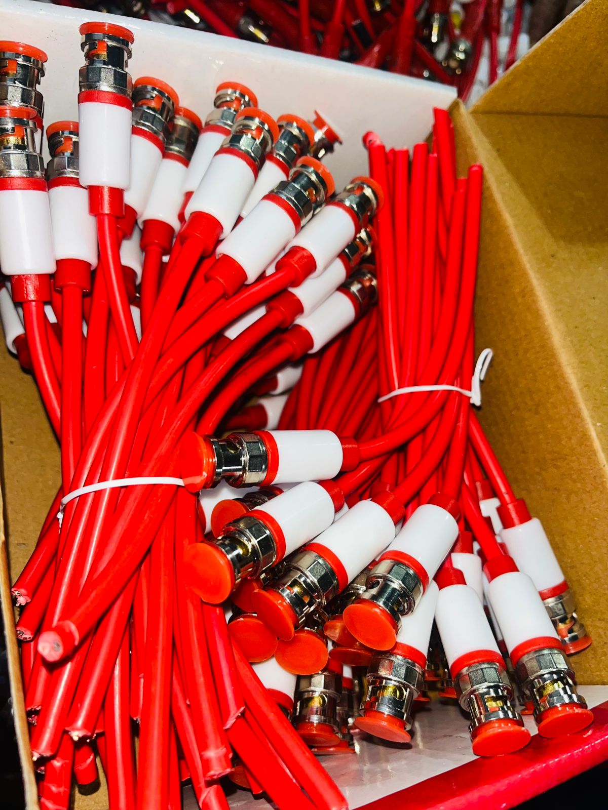 BNC PURE BRASS RED